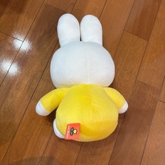 ミッフィー ぬいぐるみ 黄色いの画像