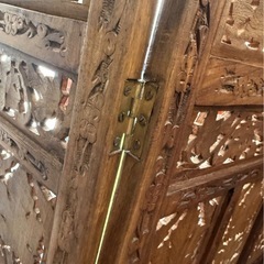 アジアンビンテージ家具　木製　透かし彫り　4連 パーテーション　衝立 折り畳み アンティーク 間仕切りの画像