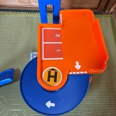 パーキングガレージ・立体駐車場おもちゃ*訳あり*の画像