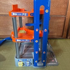 パーキングガレージ・立体駐車場おもちゃ*訳あり*の画像
