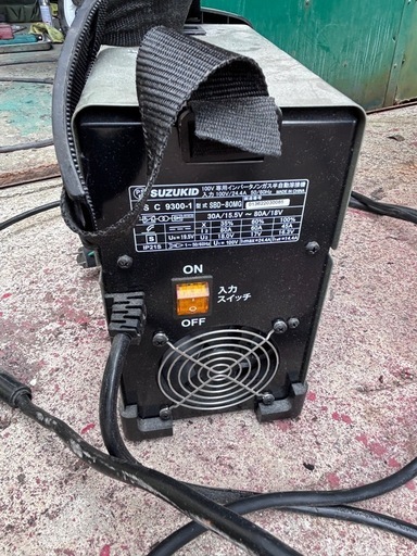 半自動溶接機　　スズキッド　100v