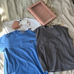 新品miumiuミュウミュウ3Tシャツセットの画像