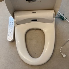 【お譲り者決定】箱・取説あり 東芝 温水洗浄便座 パステルアイボリーの画像