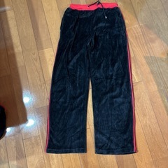 ベロア　Bay beauty XL ジャージ 黒/赤の画像