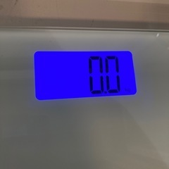 【ジモティー割】ニトリ デジタルガラス体重計（ID1957）の画像