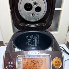 電子レンジ、炊飯器セットの画像