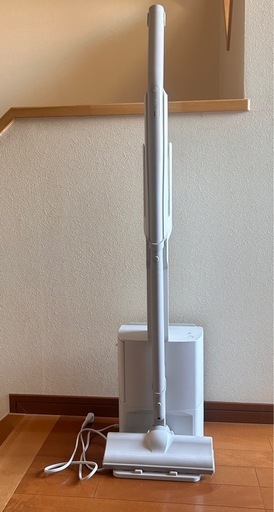 2025年製造 東芝コードレス掃除機 VC-SL130DS