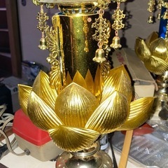  【無料】仏具 霊前灯（ゴールド・蓮の花）2台セットの画像