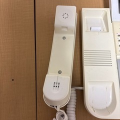 日立 integral-F 24ボタン標準電話機の画像