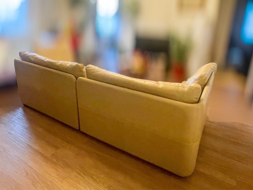 140万円イタリア製レザーソファー