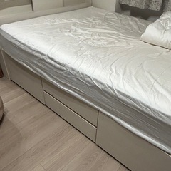 ニトリ　ダブルベッドの画像