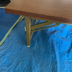 長い　テーブル　机　4台　イベント　集会の画像