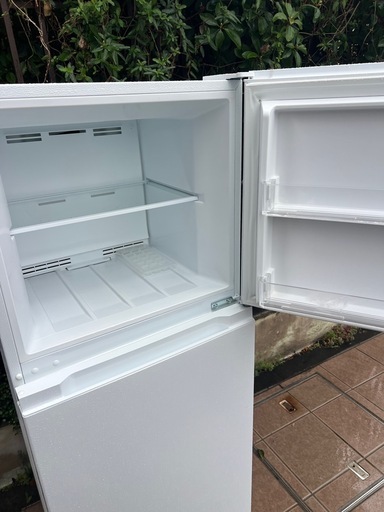 美品　ノンフロン冷凍冷蔵庫　236L