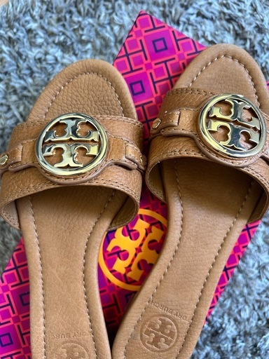 Tory Burch サンダル 23.5 