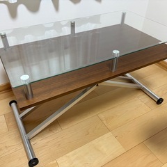 昇降式ガラステーブルの画像