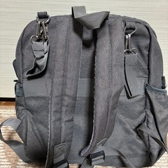 ベビーチェア付きマザーズバッグの画像