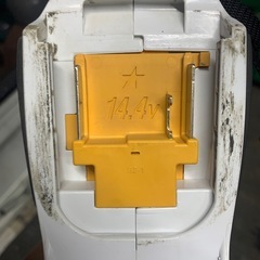 ジャンク！マキタ　充電式クリーナー14.4V本体のみ！の画像
