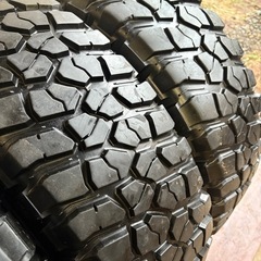 ブロックタイヤ❗️255/75/17LT夏BFグットリッチブラックレターの画像