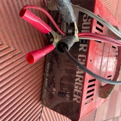 バッテリー充電器の画像