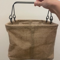 カゴの画像
