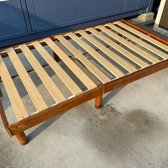 車中泊用ベッドの画像