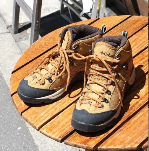 《Columbia》トレッキングシューズ