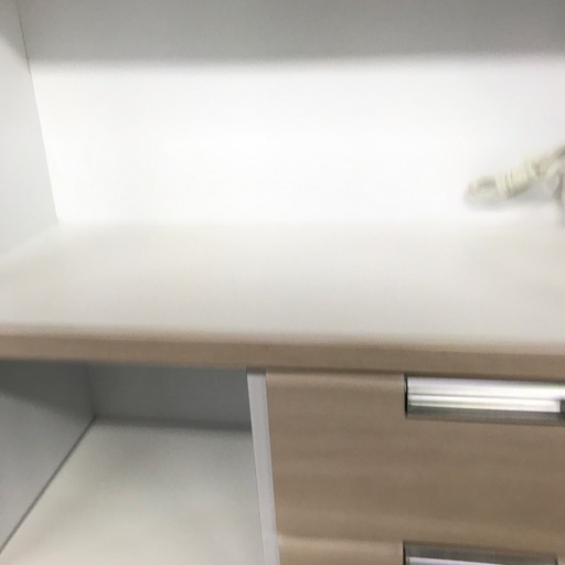 ジャングルジャングル貝塚店　レンジボード　木　2枚扉　引き出し　3段　スライドテーブル　コンセント　コード　高さ調節　磨りガラス　コン