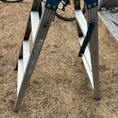 折りたたみ　アルミ　ハシゴ　脚立　踏み台　梯子　の画像