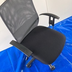 ②事務椅子の画像