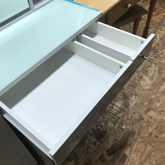 ジャングルジャングル貝塚店　ドレッサー　ホワイト　白　収納　鏡　椅子　家具　インテリア　中古　貝塚市　二色浜の画像