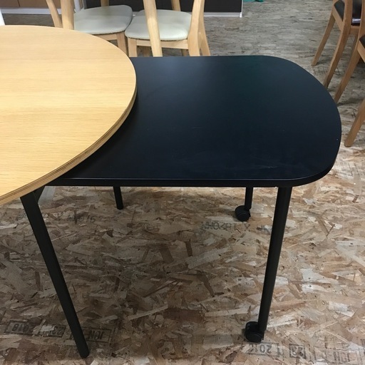 ジャングルジャングル貝塚店　伸縮テーブル　木　木目　黒　丸テーブル　オシャレ　家具　机　中古　貝塚市　二色浜