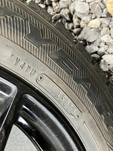 ラクティス　175/65R15 スタッドレスタイヤ・アルミホイール4本セット