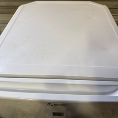 送料込み！三菱　冷凍冷蔵庫！の画像