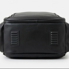 KVN レザーリュックサックバッグの画像