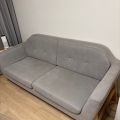 ソファ　3人掛け　布張り　グレー　の画像