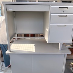 スチール机の画像