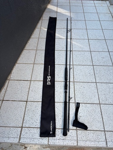 キズ少ない美品　ジャッカル ショアジギングロッド BRS-S96M-SJ