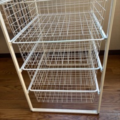 IKEA白い棚の画像