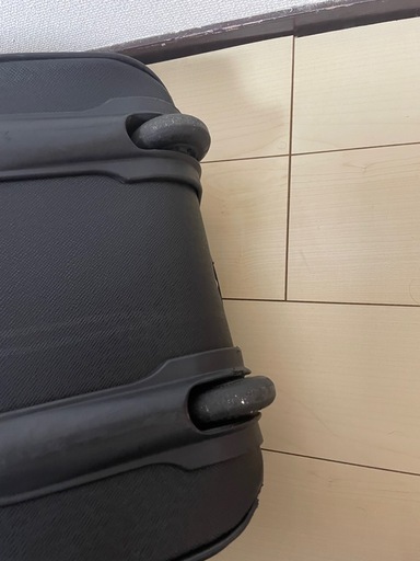 ルイヴィトン スーツケース ファスナー損傷してます