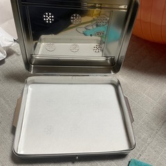 ステンレス製新品トレー他、　医療用品の画像