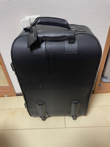 ルイヴィトン スーツケース ファスナー損傷してます