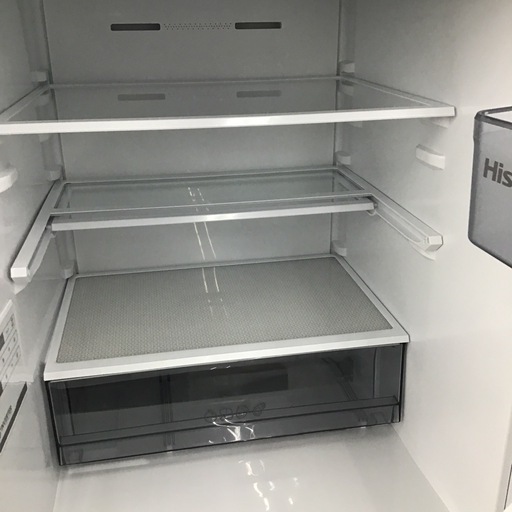 #C-32【ご来店頂ける方限定】Hisenseの3ドア冷凍冷蔵庫です
