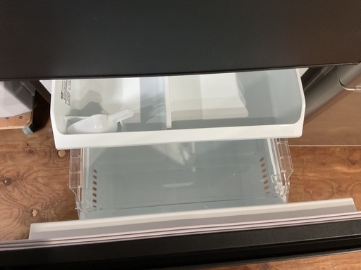 値下げ中‼️ファミリー向け?‍?‍?‍??TOSHIBA東芝2023年製GR-U33SC(KZ)全定格内容積326L黒ブラック冷凍•冷
