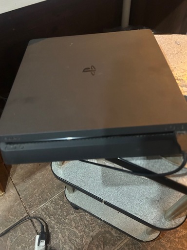 プレステ4