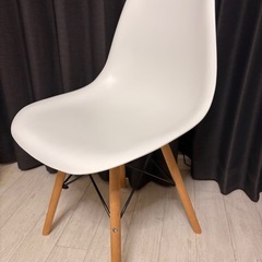ダイニングチェアの画像