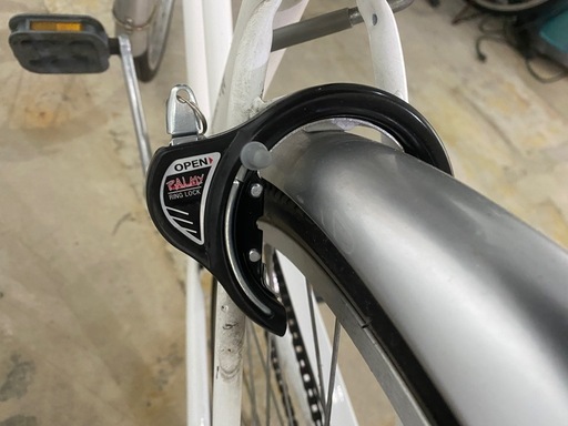 27インチ自転車　シングルギア　ホワイト