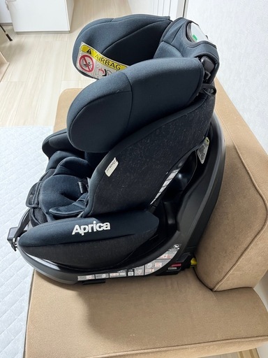 チャイルドシートApricaディアターンプラス