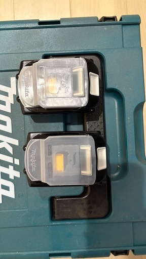 Makita 18V 5.0Ah バッテリーと充電器セット