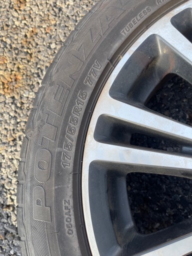 175/55r15ホイールとタイヤ