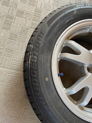 185/65r15アルミホイールとタイヤ